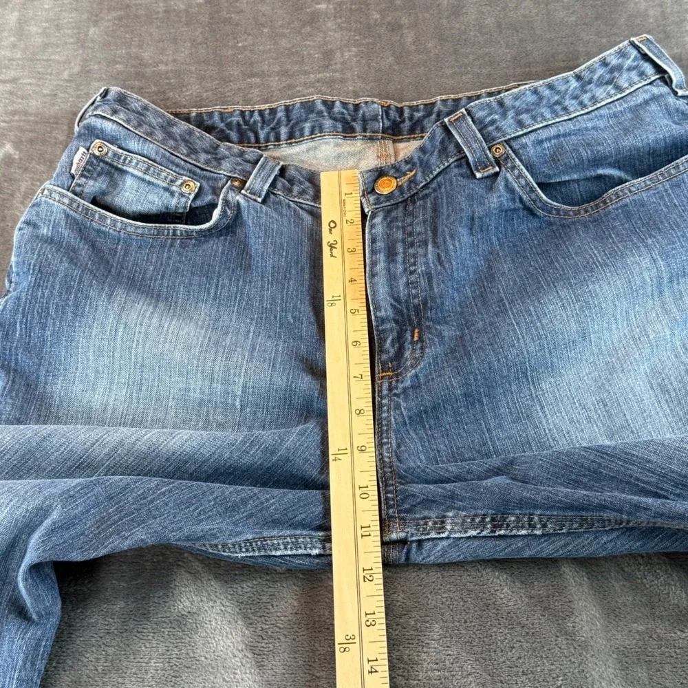 Carhartt Men's Jeans Size 36X32 Bootcut Medium‎ Wash